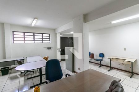 Apartamento à venda com 220m², 4 quartos e 4 vagasEscritório