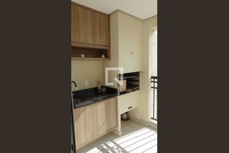 Apartamento à venda com 84m², 2 quartos e 2 vagas Apartamento à venda com 84m², 2 quartos e 2 vagasVaranda