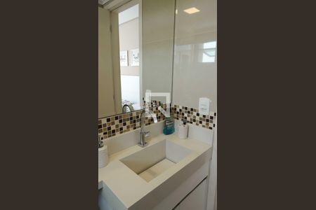 Apartamento à venda com 84m², 2 quartos e 2 vagas Apartamento à venda com 84m², 2 quartos e 2 vagasBanheiro