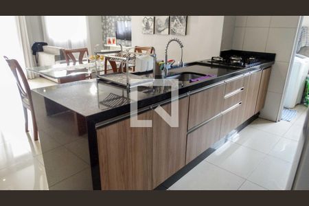 Apartamento à venda com 84m², 2 quartos e 2 vagas Apartamento à venda com 84m², 2 quartos e 2 vagasCozinha