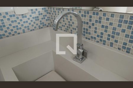 Apartamento à venda com 84m², 2 quartos e 2 vagas Apartamento à venda com 84m², 2 quartos e 2 vagasBanheiro