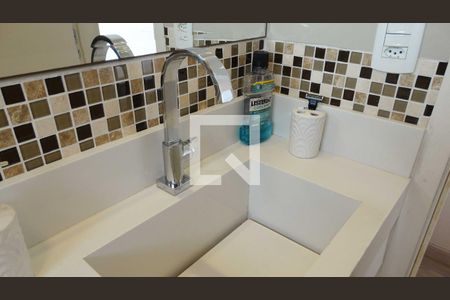 Apartamento à venda com 84m², 2 quartos e 2 vagas Apartamento à venda com 84m², 2 quartos e 2 vagasBanheiro