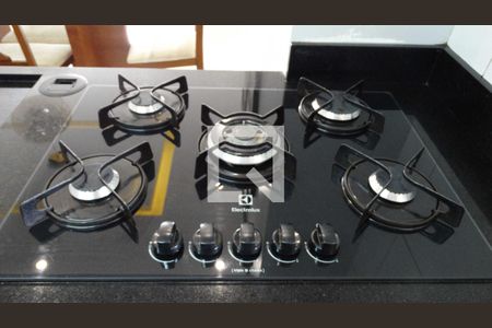 Apartamento à venda com 84m², 2 quartos e 2 vagas Apartamento à venda com 84m², 2 quartos e 2 vagasCozinha