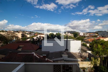 Vista de apartamento à venda com 3 quartos, 73m² em Medianeira, Porto Alegre