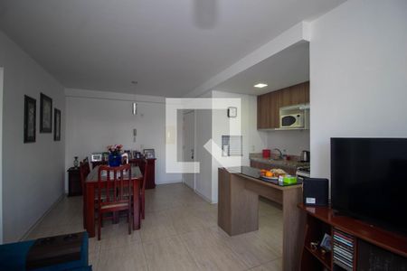 Sala de apartamento à venda com 3 quartos, 73m² em Medianeira, Porto Alegre
