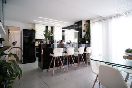 Cozinha  de casa à venda com 3 quartos, 240m² em Vila Costa Melo, São Paulo