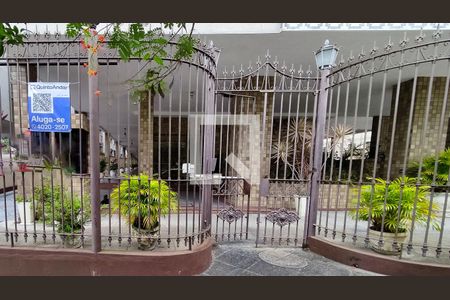 Apartamento à venda com 65m², 2 quartos e 1 vagaFachada e portaria