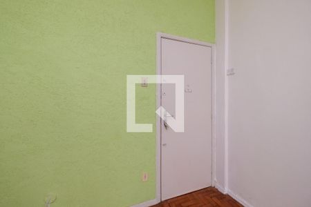 Entrada de apartamento à venda com 2 quartos, 65m² em Tijuca, Rio de Janeiro