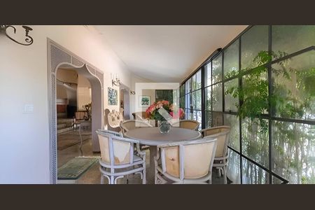 Casa à venda com 4 quartos, 500m² em Alphaville Residencial Dois, Barueri
