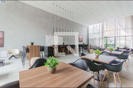 Studio para alugar com 28m², 1 quarto e sem vaga Studio para alugar com 28m², 1 quarto e sem vagaÁrea comum - Salão de festas