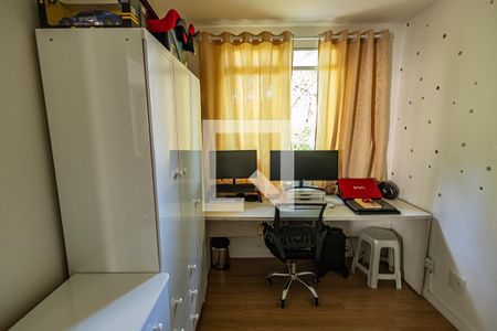 Quarto 2 de apartamento para alugar com 2 quartos, 45m² em São João Batista (venda Nova), Belo Horizonte