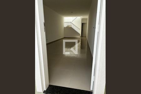 Casa à venda com 3 quartos, 90m² em Rio Pequeno, São Paulo