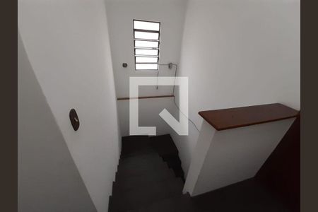 Casa à venda com 3 quartos, 200m² em Jardim Odete, São Paulo