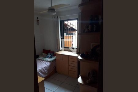 Casa à venda com 3 quartos, 108m² em Vila Tiradentes, São Paulo