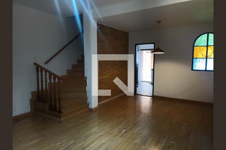 Casa à venda com 2 quartos, 118m² em Santo Amaro, São Paulo