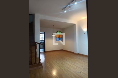 Casa à venda com 2 quartos, 118m² em Santo Amaro, São Paulo