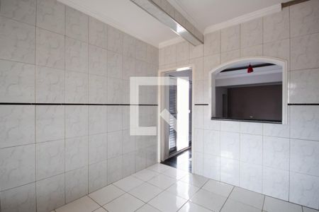 Casa para alugar com 150m², 2 quartos e 2 vagas Casa para alugar com 150m², 2 quartos e 2 vagasCozinha