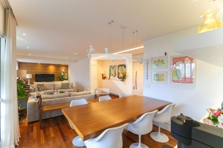 Apartamento à venda com 178m², 3 quartos e 3 vagasSala