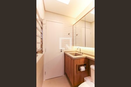 Apartamento à venda com 178m², 3 quartos e 3 vagasBanheiro da Suíte 1