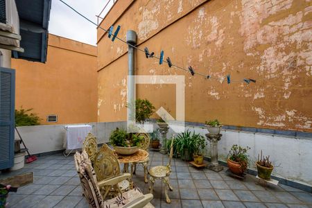 Casa à venda com 250m², 2 quartos e 5 vagasVaranda