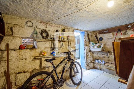 Casa à venda com 250m², 2 quartos e 5 vagasDespensa