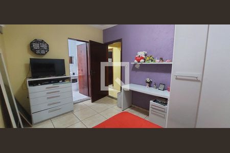 Casa à venda com 180m², 4 quartos e 3 vagasQuarto 2 suíte