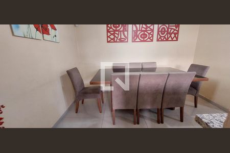 Casa à venda com 180m², 4 quartos e 3 vagasCozinha