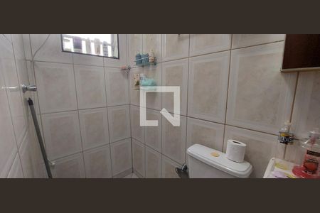 Casa à venda com 180m², 4 quartos e 3 vagasBanheiro Quarto 4 suíte