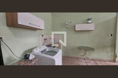 Casa à venda com 180m², 4 quartos e 3 vagasÁrea de Serviço