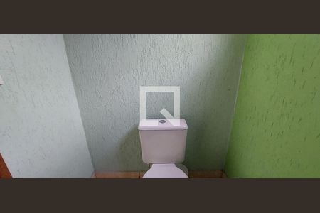 Casa à venda com 180m², 4 quartos e 3 vagasBanheiro 5