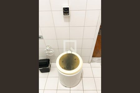 Casa à venda com 180m², 3 quartos e 3 vagasBanheiro 2