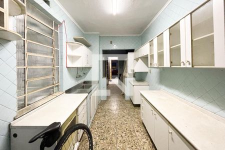 Casa à venda com 180m², 3 quartos e 3 vagasCozinha