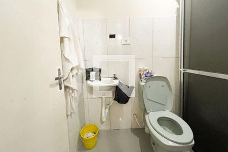 Casa à venda com 180m², 3 quartos e 3 vagasBanheiro 1