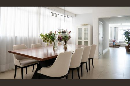 Sala de apartamento à venda com 3 quartos, 210m² em Santa Cecília, São Paulo