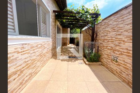 Casa à venda com 193m², 4 quartos e 4 vagasÁrea comum