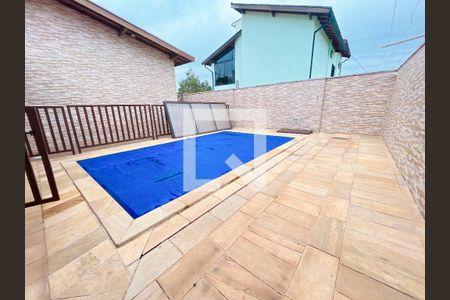 Casa à venda com 193m², 4 quartos e 4 vagasÁrea comum