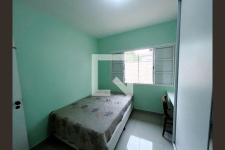 Casa à venda com 193m², 4 quartos e 4 vagasQuarto 