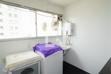 Apartamento à venda com 132m², 3 quartos e 1 vagaÁrea de Serviço