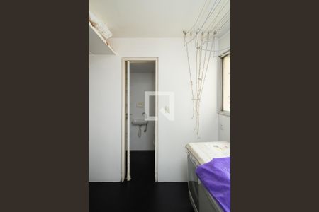 Apartamento à venda com 132m², 3 quartos e 1 vagaÁrea de Serviço