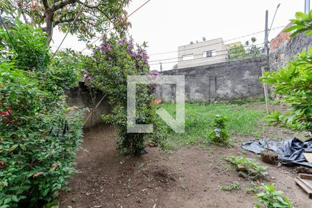 Casa à venda com 249m², 3 quartos e 2 vagas Casa à venda com 249m², 3 quartos e 2 vagasQuintal