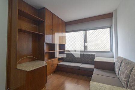 Sala de TV de apartamento para alugar com 3 quartos, 149m² em Batel, Curitiba