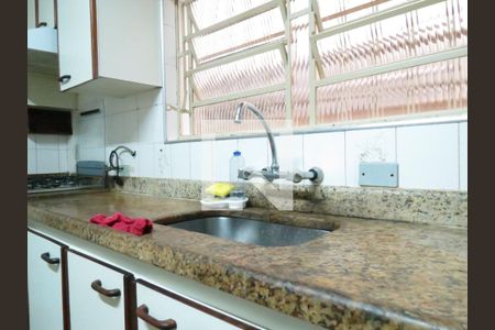 Casa para alugar com 125m², 2 quartos e 1 vagaCozinha - Pia