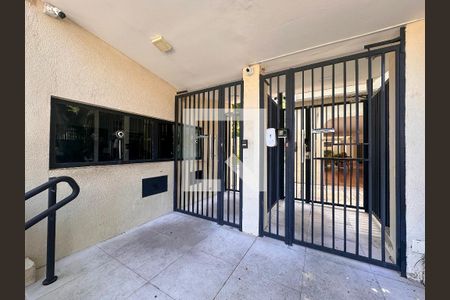 Apartamento à venda com 120m², 4 quartos e 2 vagasFachada