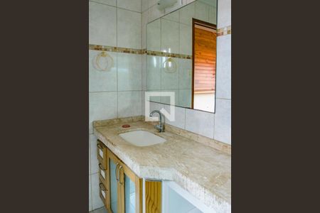 Suíte 01 (2º Andar) de casa de condomínio para alugar com 4 quartos, 180m² em Rio Tavares, Florianópolis