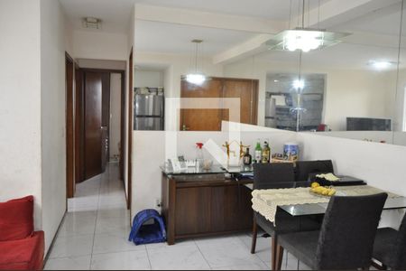 Sala de apartamento à venda com 3 quartos, 70m² em Del Castilho, Rio de Janeiro