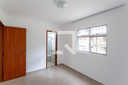 Apartamento à venda com 115m², 3 quartos e 2 vagas Apartamento à venda com 115m², 3 quartos e 2 vagasSuíte