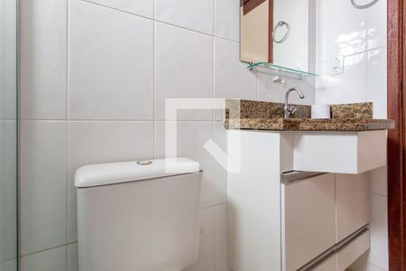 Apartamento à venda com 115m², 3 quartos e 2 vagas Apartamento à venda com 115m², 3 quartos e 2 vagasBanheiro da Suíte