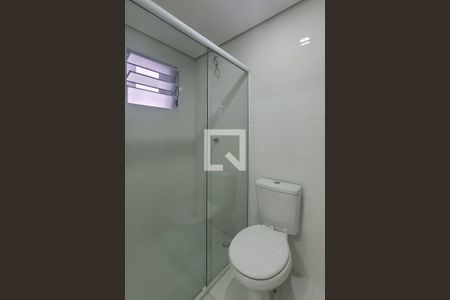 Banheiro de kitnet/studio para alugar com 1 quarto, 20m² em Jardim São Paulo(zona Norte), São Paulo