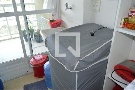 Apartamento à venda com 72m², 3 quartos e 1 vagaÁrea de serviço com acesso a varanda