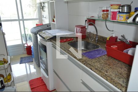 Apartamento à venda com 72m², 3 quartos e 1 vagaCozinha conceito aberto